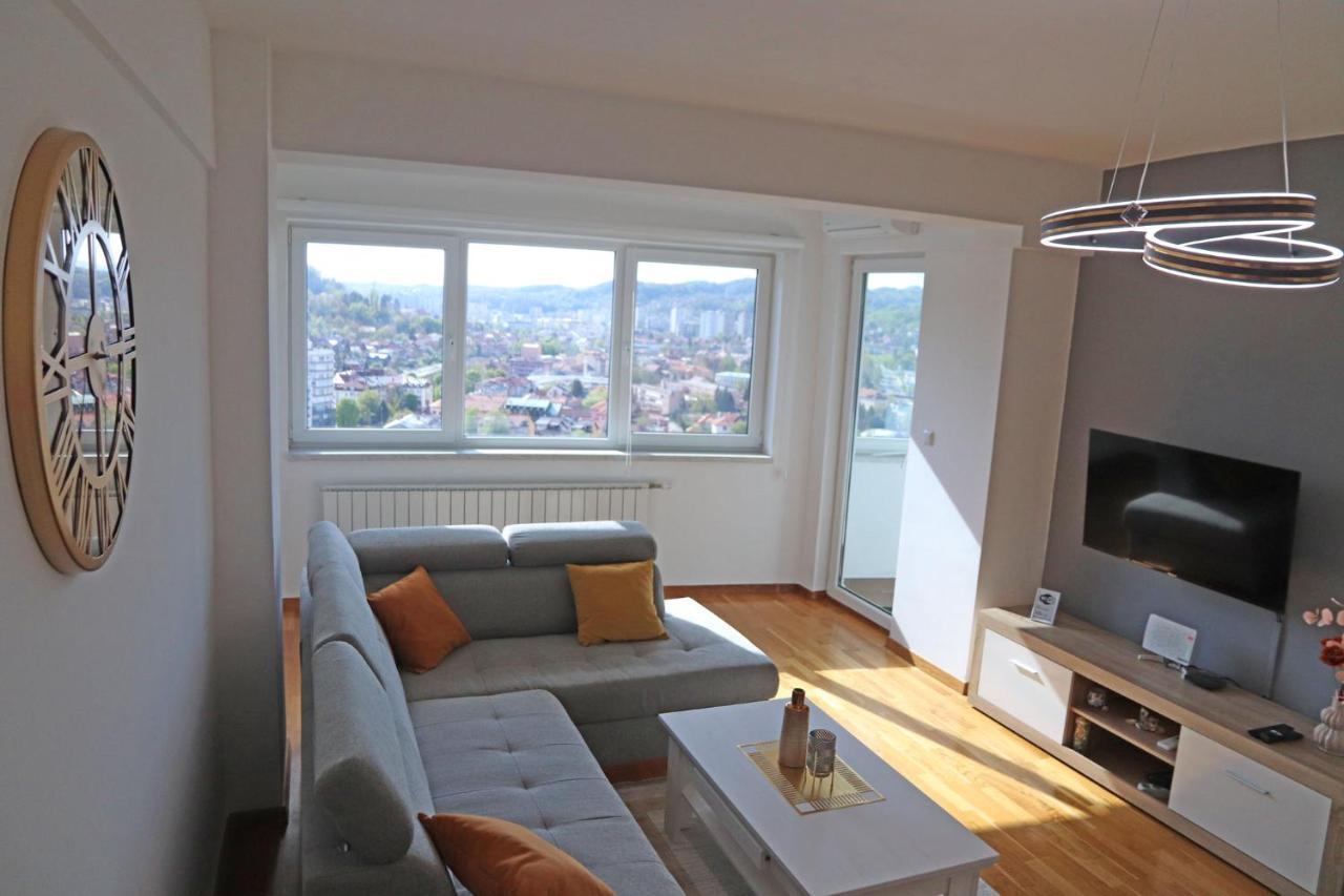 Apartment Cecovic - Mellain Tuzla Bagian luar foto