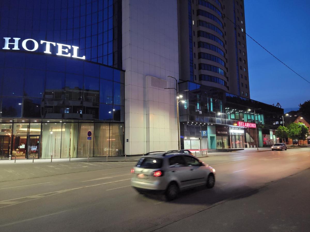 Apartment Cecovic - Mellain Tuzla Bagian luar foto